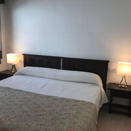 Blue Bay Apartment Roses Luaran gambar