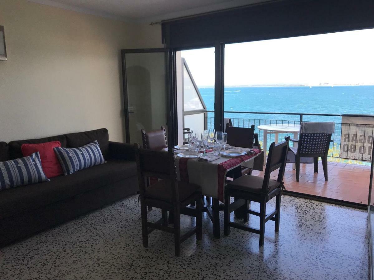 Blue Bay Apartment Roses Luaran gambar